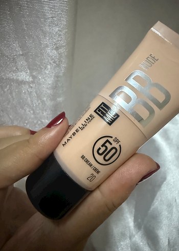 Maybelline BB Krem SPF 50 - 20 Bej - Görsel 4