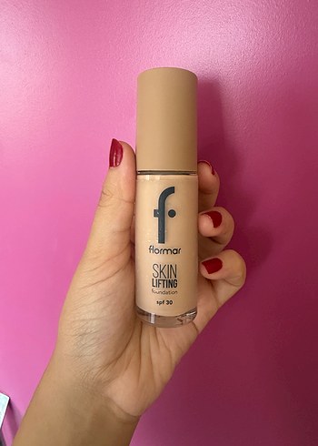 Beden Flormar SPF30 Lifting Etkili Fondöten 030 Soft Ivory