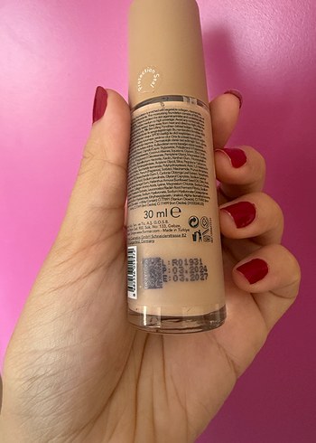 Flormar SPF30 Lifting Etkili Fondöten 030 Soft Ivory - Görsel 3