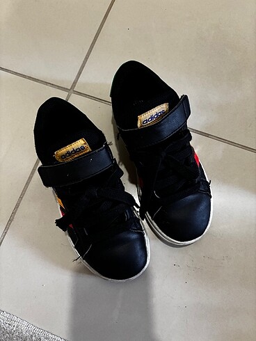 Adidas çocuk spor ayakkabı