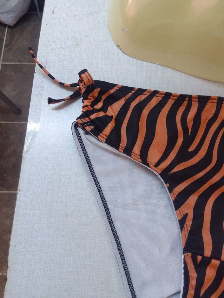Kahverengi Zebra Desenli Mini Bikini - Görsel 3