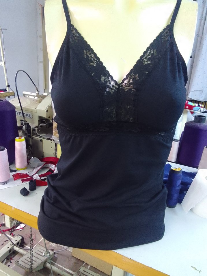 Dantel Detaylı Siyah V Yaka Büstiyer - Görsel 2