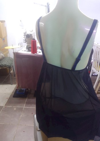 Siyah Dantel Detaylı Gösterişli Gecelik - Görsel 5