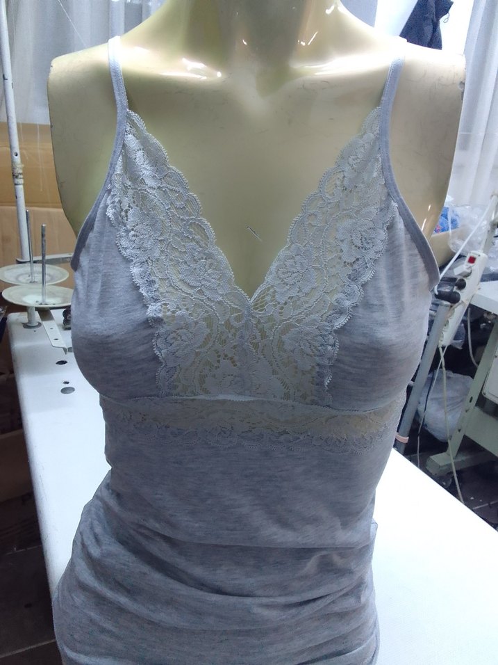 Gri Dantelli V Yaka Kadın Atlet - Görsel 2