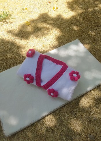 pembe çiçekli yetişkin hırka (Özge Hanım'ın ilanı)
