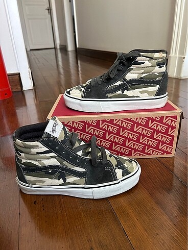 Vans (37)