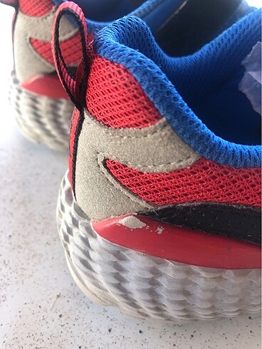 31 Beden SKECHERS SPOR AYAKKABI
