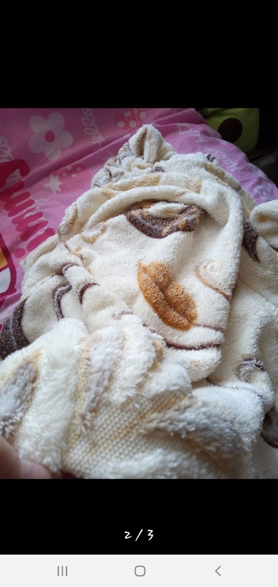 Nakışlı Beyaz Yumuşak hali örtüsü en 100 boy 300mt - Görsel 2