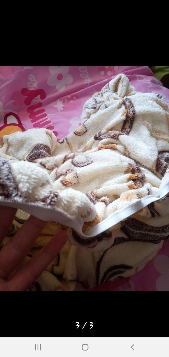 Nakışlı Beyaz Yumuşak hali örtüsü en 100 boy 300mt - Görsel 3