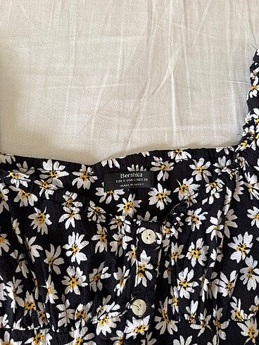 Bershka Bershka çiçekli elbise