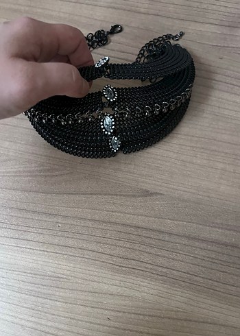 Uzun Siyah Yılan Desenli Boncuklu Gotik Kolye - Görsel 3