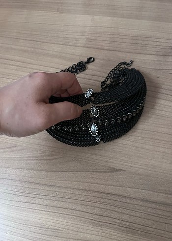 Uzun Siyah Yılan Desenli Boncuklu Gotik Kolye - Görsel 2