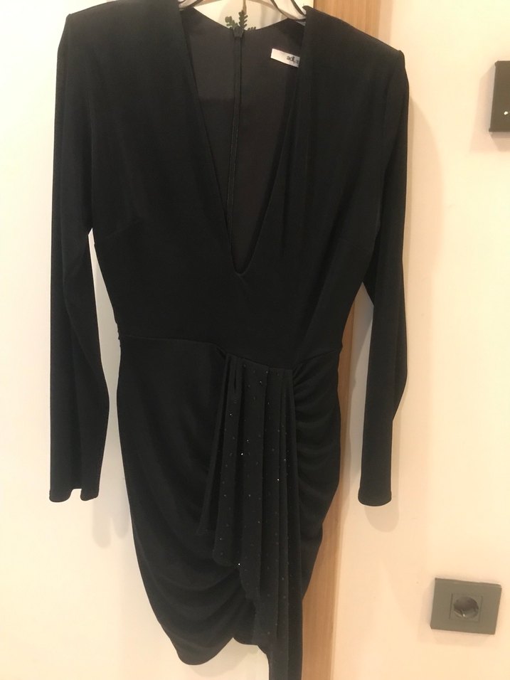 Sıfır deri v yaka esnek buzy kumaş abiye - Görsel 3