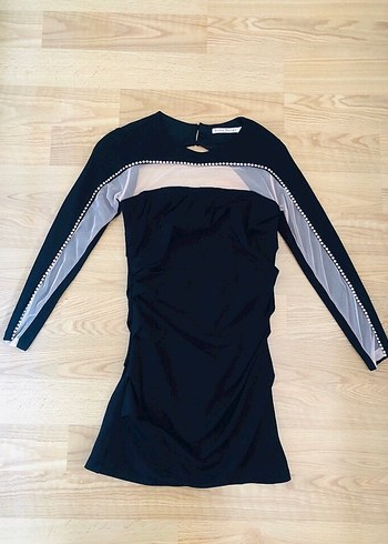 Zara Siyah taşlı elbise