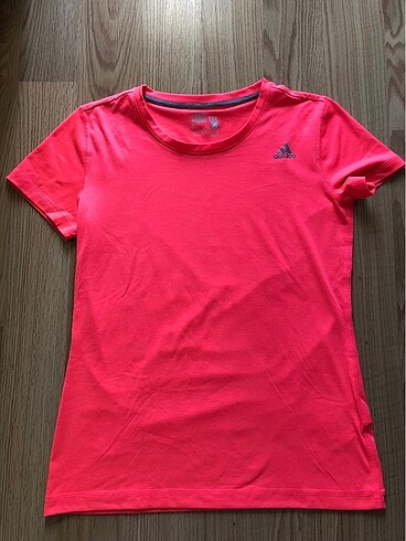 Adidas fuşya bluz