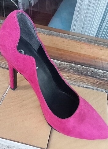 Fuşya stiletto
