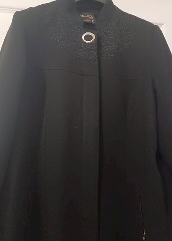 Düğmeli Siyah Uzun Kadın Kaban - Görsel 3