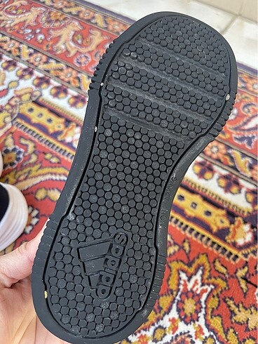 32 Beden Orjinal adidas 31.5 numara ayakkabı