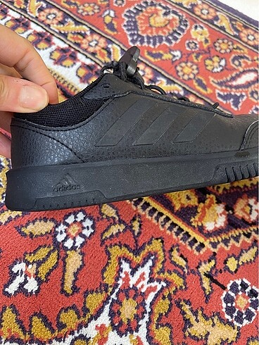 32 Beden siyah Renk Orjinal adidas 31.5 numara ayakkabı