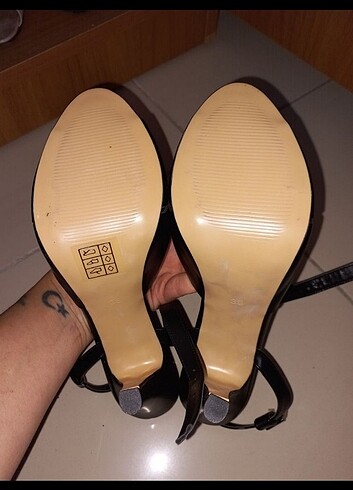 Siyah Divarese stiletto - Görsel 3