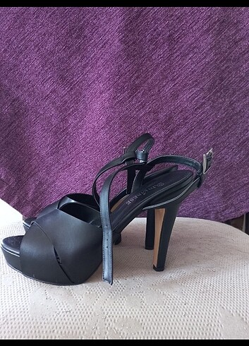 Siyah Divarese stiletto - Görsel 2