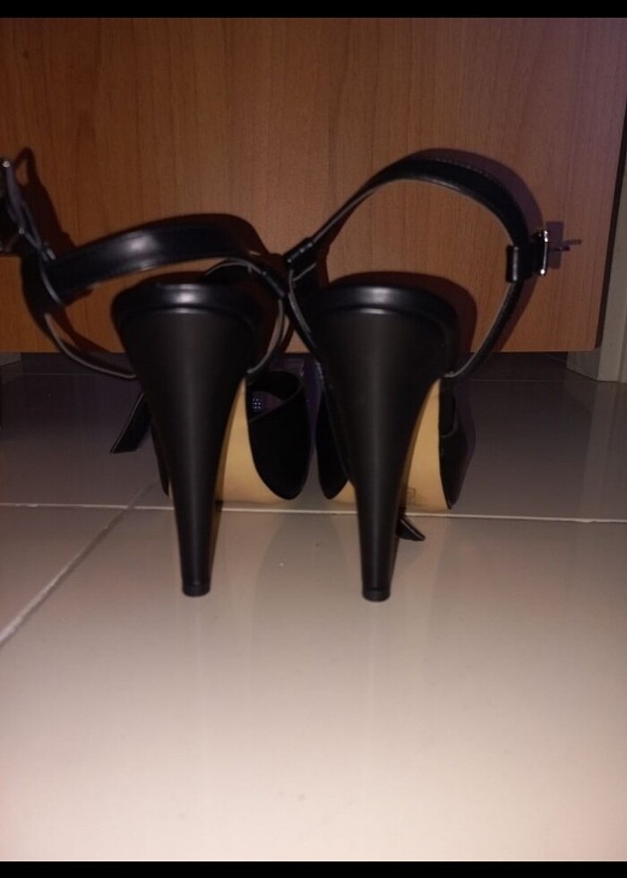 Siyah Divarese stiletto - Görsel 4