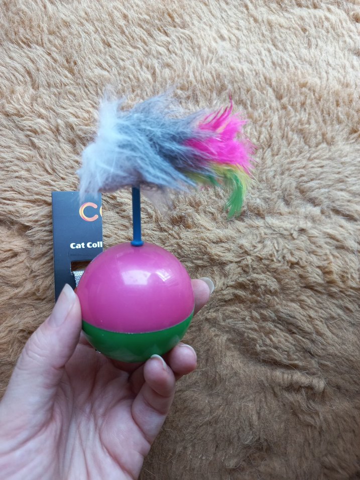 Pembe Tüylü Kedi Oyuncağı ve Gri Kedi Tasması - Görsel 3