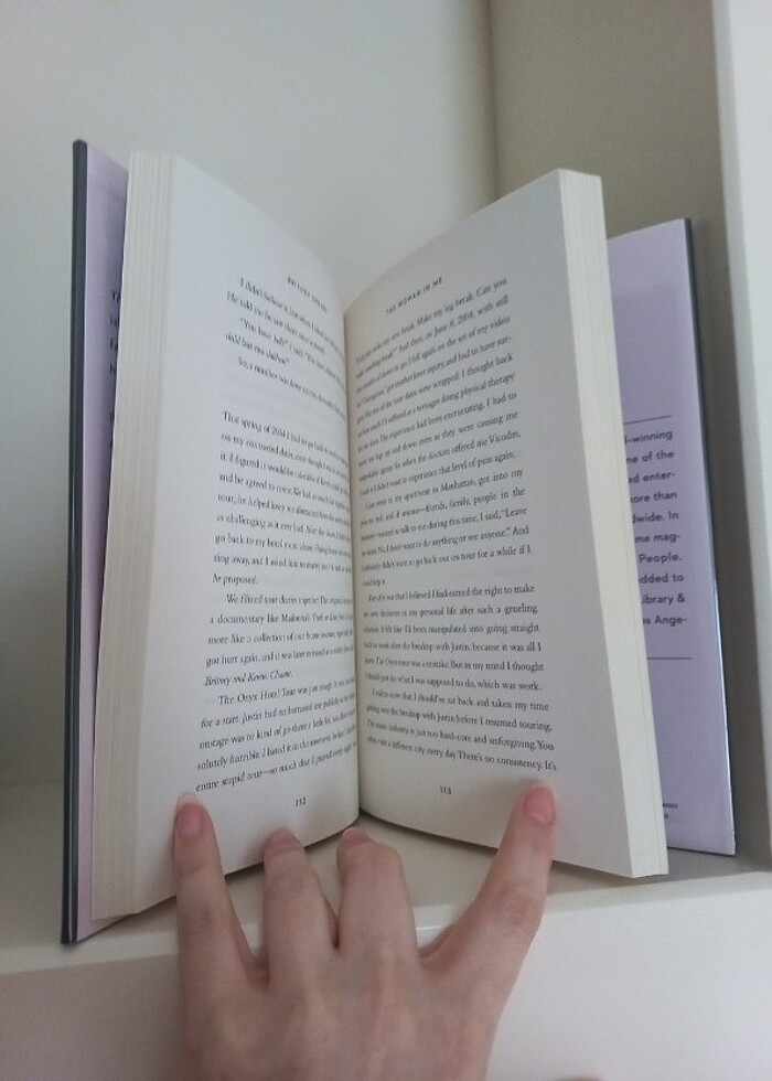 Britney Spears Woman in Me kitap - Görsel 5