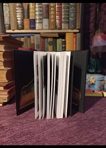 Taschen Salvador Dali Paintings - Görsel 2