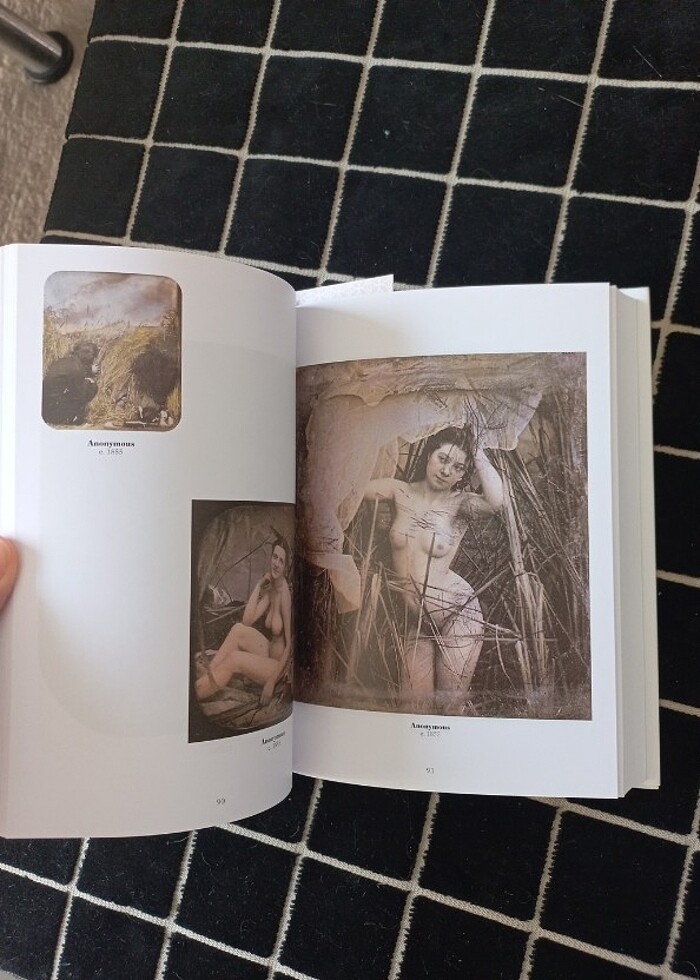 Taschen 1000 Nudes fotoğrafçılık 1839-1939 - Görsel 2