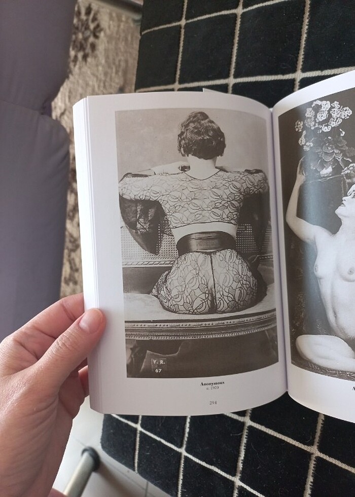 Taschen 1000 Nudes fotoğrafçılık 1839-1939 - Görsel 5