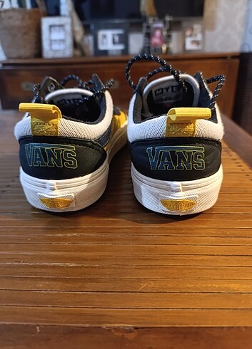 Vans Vans Varsity Old Skool MTE-1 Erkek Sarı Sneaker