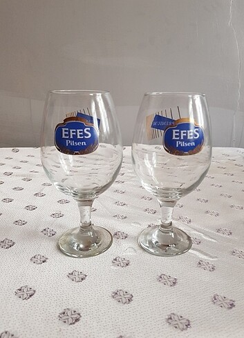 Bira bardağı çifti