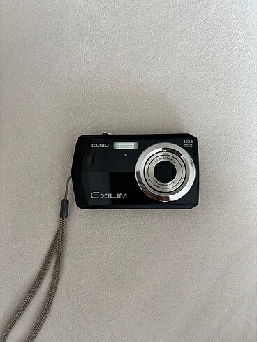 Casio EXILIM dijital fotoğraf makinası