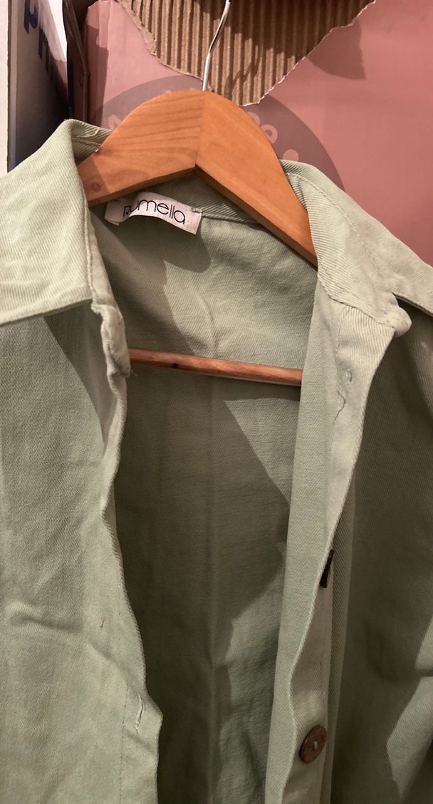 Kadın açık yeşil Keten Midi Gömlek, Düğmeli, Salaş Kesim - Görsel 2