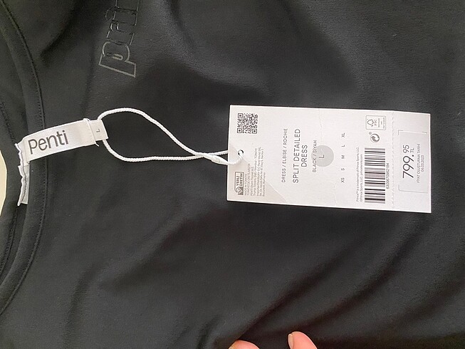 l Beden siyah Renk Penti şort detaylı elbise.