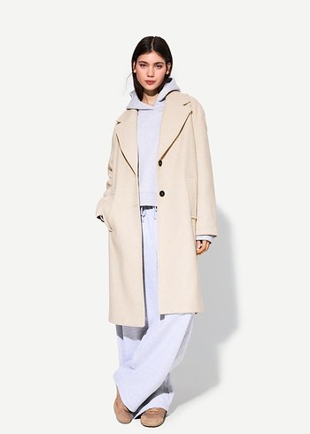 Bershka Yumuşak uzun kaban, sıfır ürün