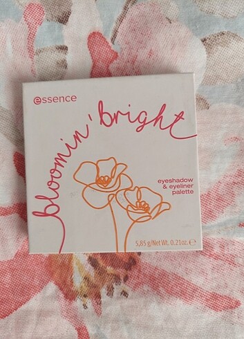 Essence Essence blooming bright far paleti, sıfır ürün, 2 adet mevcut, 1