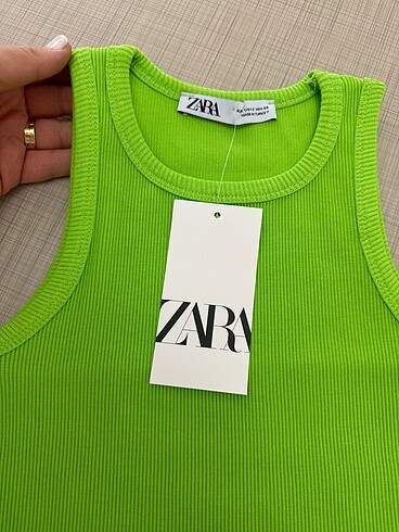 Zara zara neon yeşil crop atlet