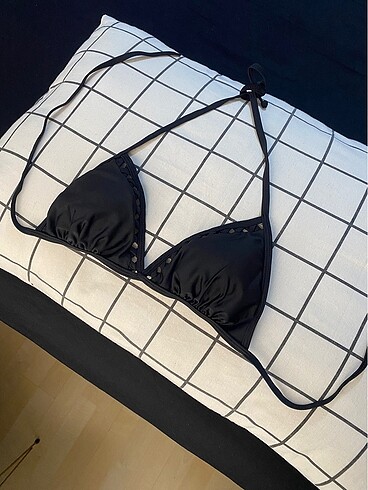 siyah bikini üstü