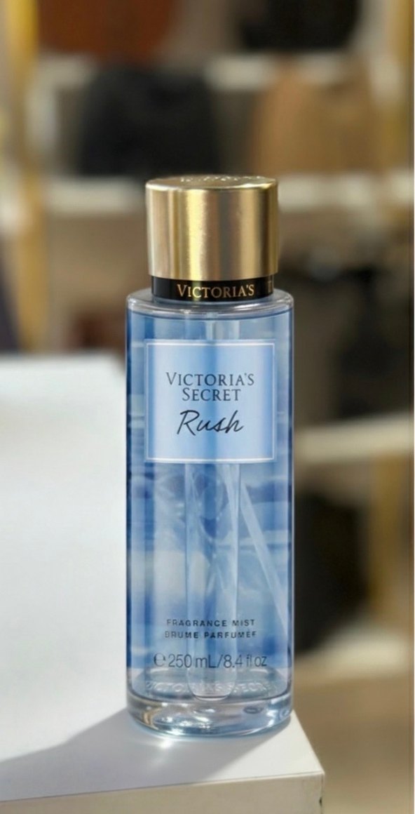 Victoria's Secret Rush Kadın Parfümü 250 ml - Görsel 2