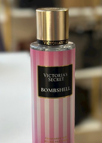 Victoria's Secret Bombshell Kadın Parfümü - Görsel 2