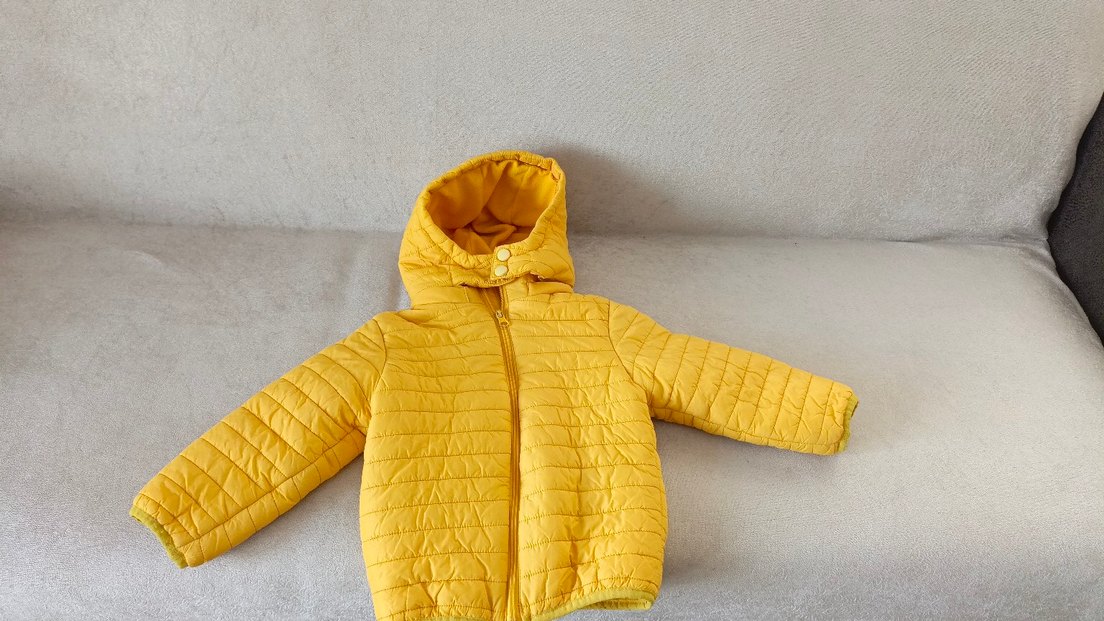 Sarı Kapüşonlu Erkek Çocuk Mont - Görsel 2