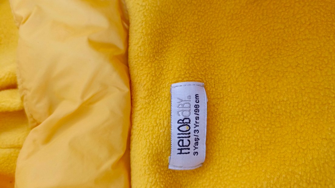 Sarı Kapüşonlu Erkek Çocuk Mont - Görsel 4