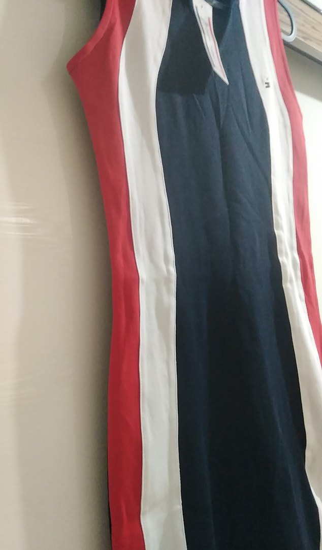 Kolsuz V Yaka Spor Midi Elbise - Görsel 3