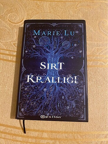 Sırt Krallığı Marie Lu Epsilon Yayınları