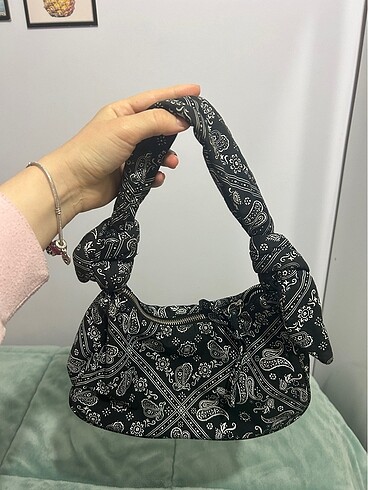 Zara Çanta