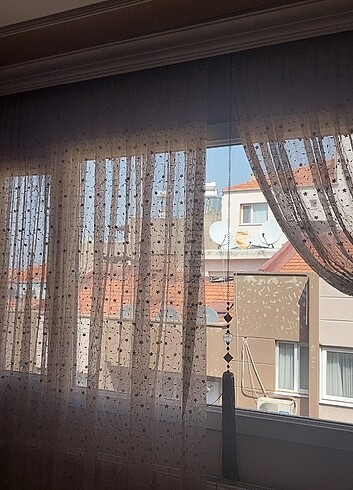 Desenli salon tülü