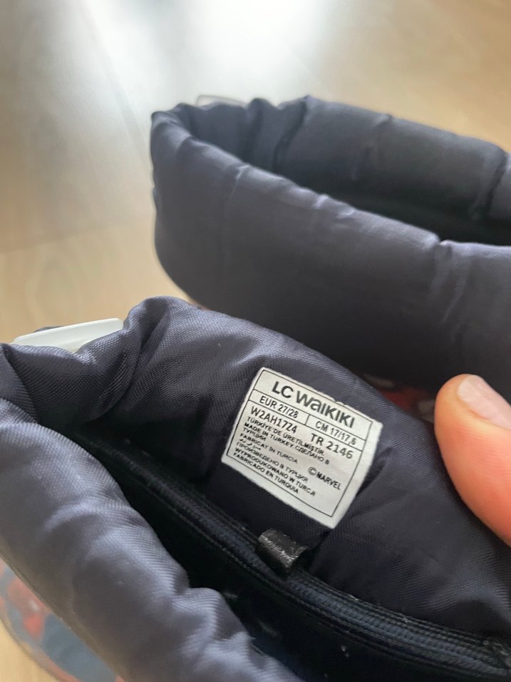 Örümcek Adam Desenli Yağmur Çizmesi - Görsel 4