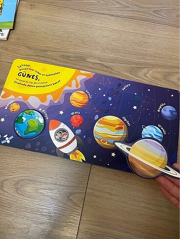 Merhaba Uzay Cırtlı Kitap - Görsel 7